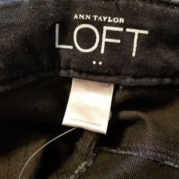 Ann Taylor Loft Size 10 Dark Denim Slim Through Hip & Thigh Skinny Leg Legging - Picture 5 of 6